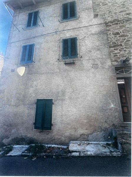 casa indipendente in vendita a Chitignano