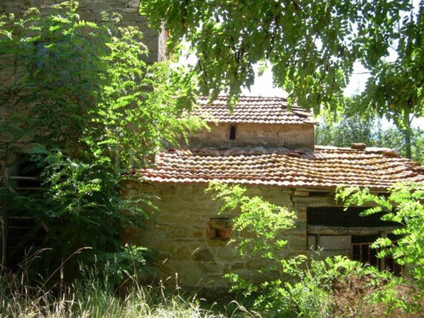 casa indipendente in vendita a Chitignano