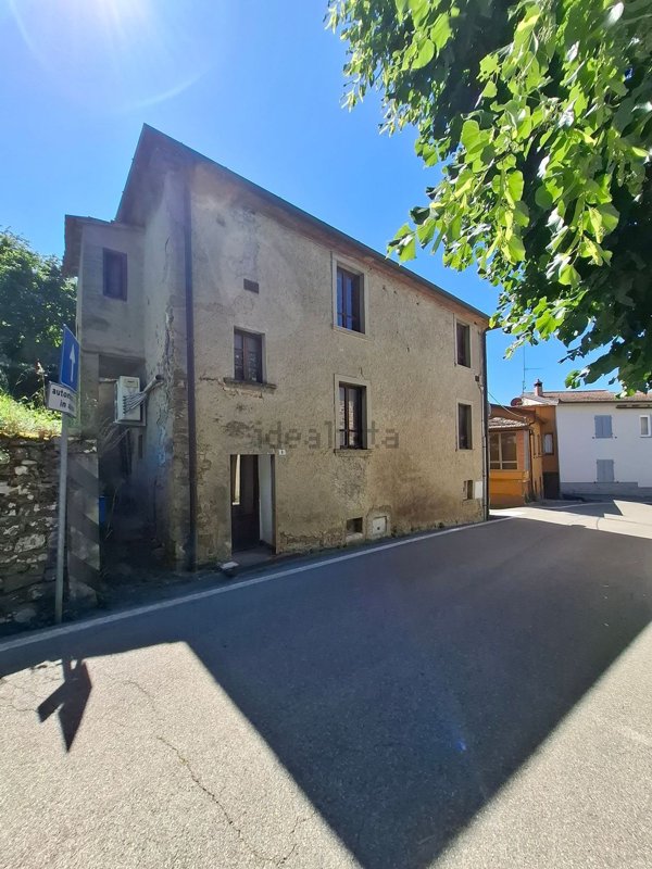 casa indipendente in vendita a Chitignano
