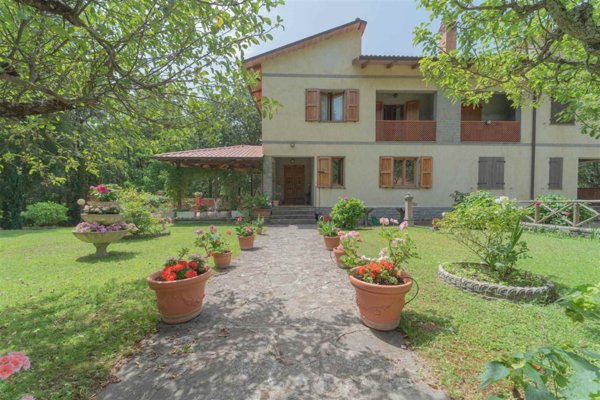 casa indipendente in vendita a Chiusi della Verna in zona La Verna