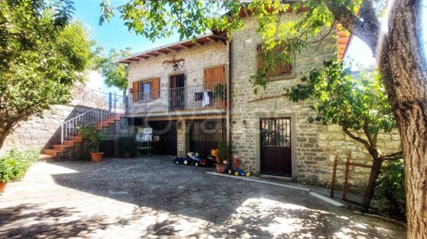 casa indipendente in vendita a Chiusi della Verna