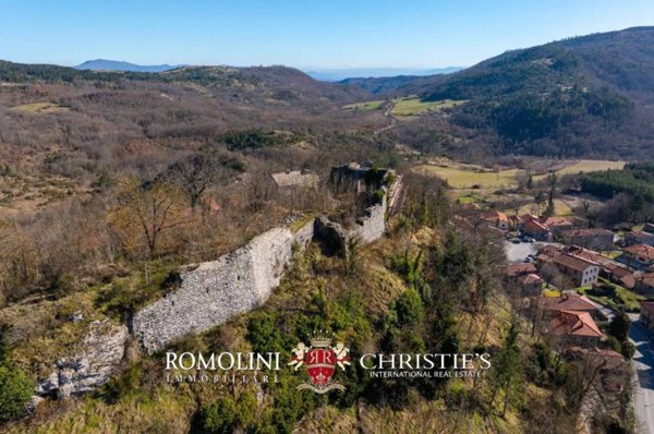 casa indipendente in vendita a Chiusi della Verna