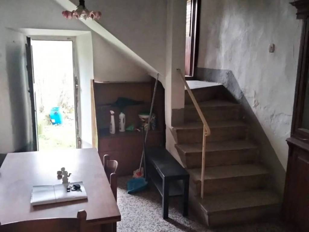 casa indipendente in vendita a Chiusi della Verna in zona Compito