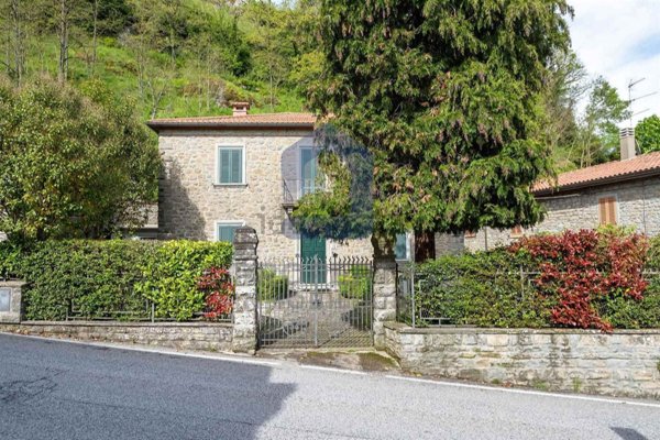 casa indipendente in vendita a Chiusi della Verna