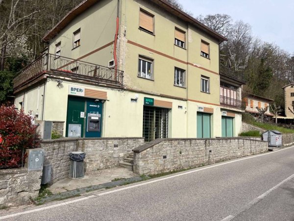 locale commerciale in vendita a Chiusi della Verna