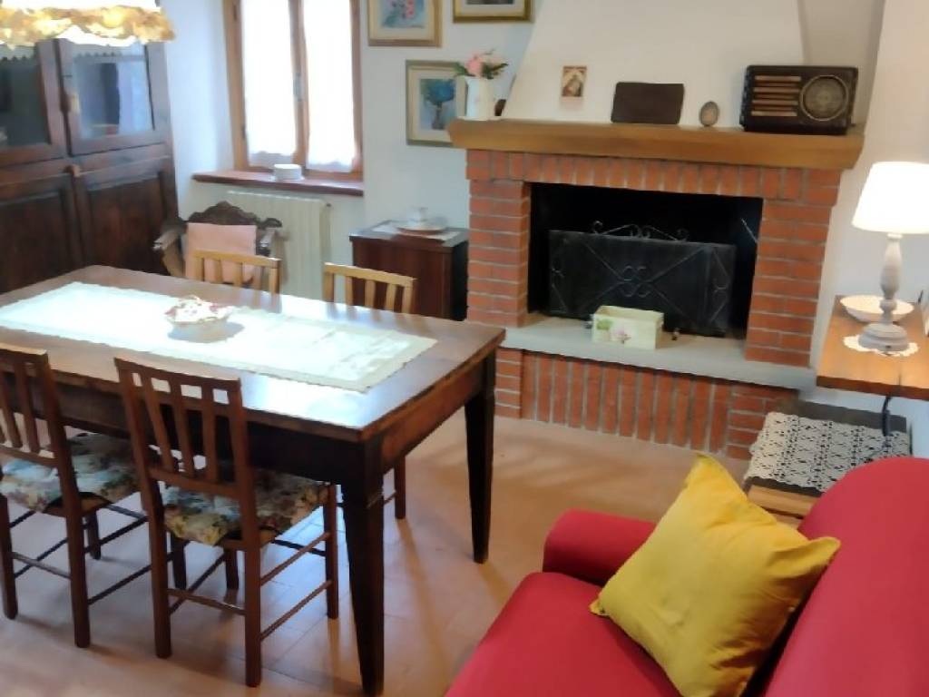 casa indipendente in vendita a Chiusi della Verna in zona Compito