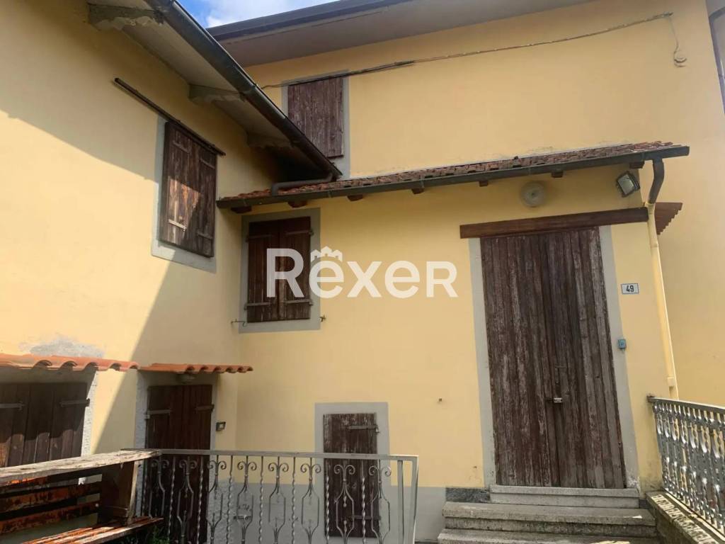 casa indipendente in vendita a Chiusi della Verna in zona Corezzo