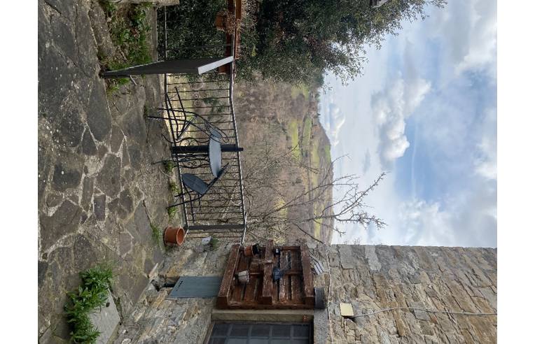 casa indipendente in vendita a Chiusi della Verna in zona Compito