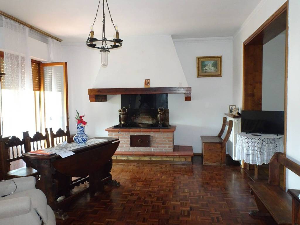 casa indipendente in vendita a Chiusi della Verna in zona Corsalone