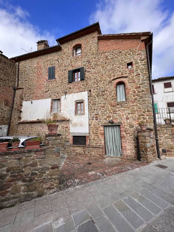 casa indipendente in vendita a Civitella in Val di Chiana in zona Ciggiano