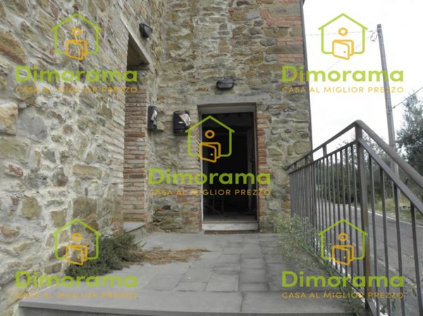 appartamento in vendita a Civitella in Val di Chiana in zona Viciomaggio