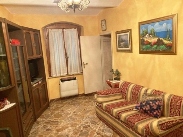 casa semindipendente in vendita a Civitella in Val di Chiana in zona Ciggiano
