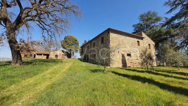 casa indipendente in vendita a Civitella in Val di Chiana
