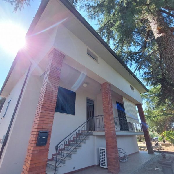 appartamento in vendita a Civitella in Val di Chiana in zona Tegoleto