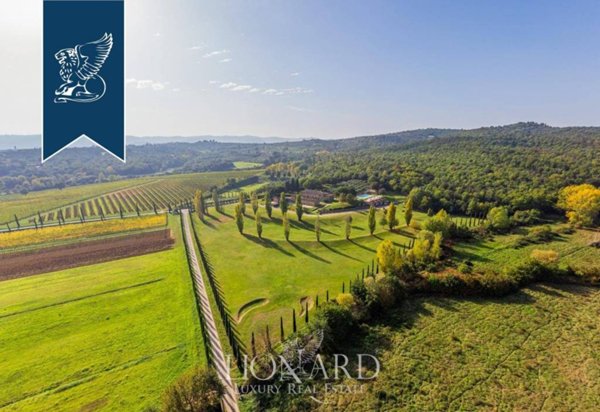 azienda agricola in vendita a Civitella in Val di Chiana