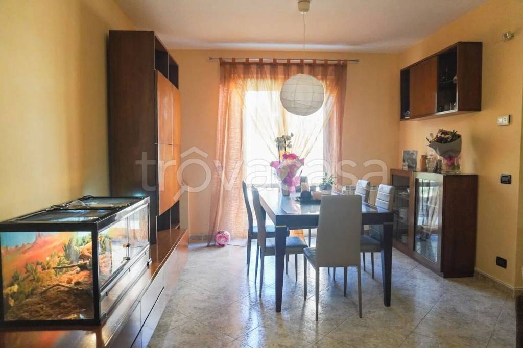 casa indipendente in vendita a Civitella in Val di Chiana in zona Cornia