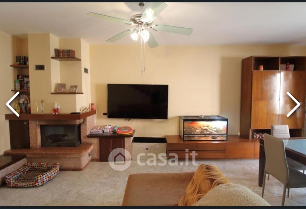 casa indipendente in vendita a Civitella in Val di Chiana in zona Tegoleto