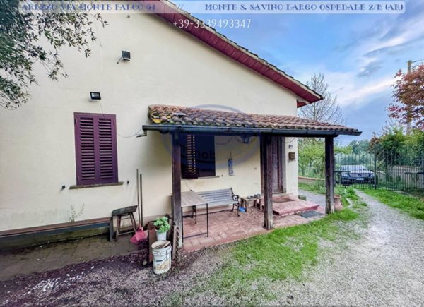 casa indipendente in vendita a Civitella in Val di Chiana in zona Ciggiano