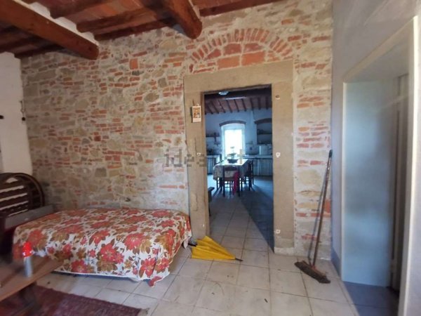 appartamento in vendita a Civitella in Val di Chiana in zona Pieve al Toppo