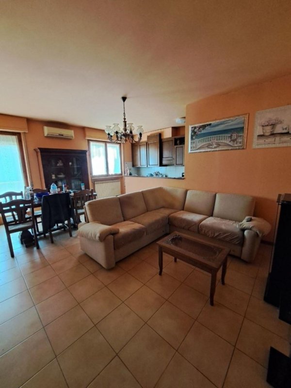 appartamento in vendita a Civitella in Val di Chiana in zona Viciomaggio