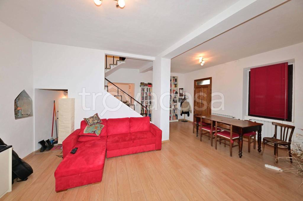 casa indipendente in vendita a Civitella in Val di Chiana
