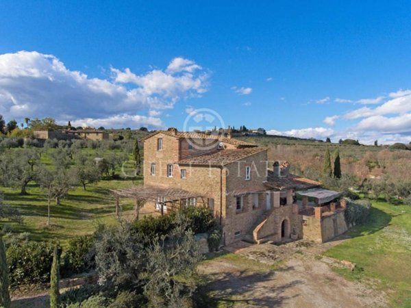 casa indipendente in vendita a Civitella in Val di Chiana in zona Oliveto