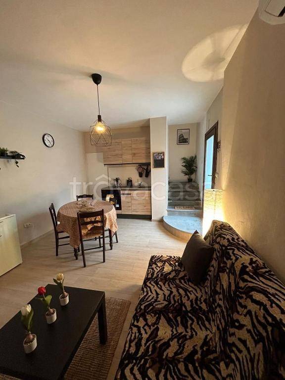 casa indipendente in vendita a Civitella in Val di Chiana in zona Albergo