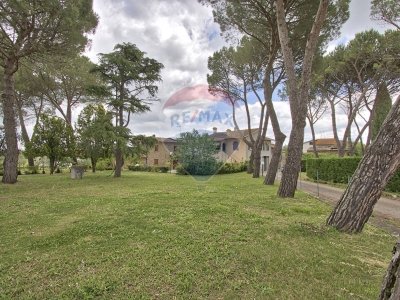 casa indipendente in vendita a Civitella in Val di Chiana in zona Tegoleto