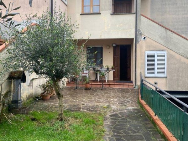 appartamento in vendita a Civitella in Val di Chiana in zona Tegoleto