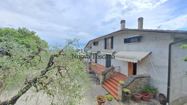 casa indipendente in vendita a Civitella in Val di Chiana