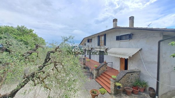 casa indipendente in vendita a Civitella in Val di Chiana