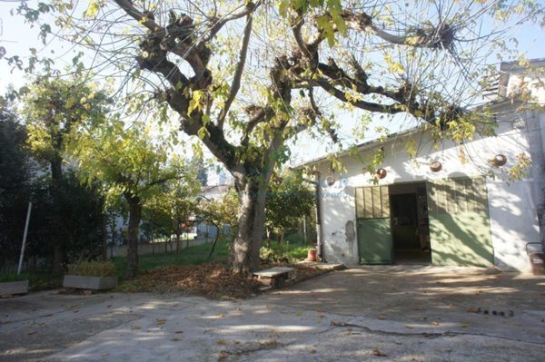 casa indipendente in vendita a Civitella in Val di Chiana