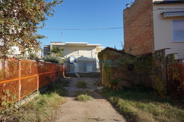 casa indipendente in vendita a Civitella in Val di Chiana