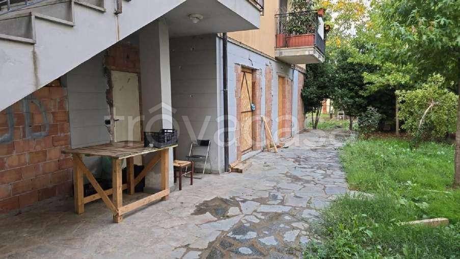 casa indipendente in vendita a Civitella in Val di Chiana in zona Pieve al Toppo