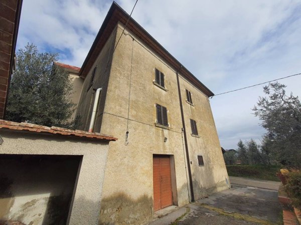 casa indipendente in vendita a Civitella in Val di Chiana in zona Ciggiano