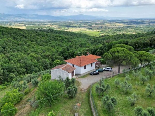 casa indipendente in vendita a Civitella in Val di Chiana in zona Ciggiano