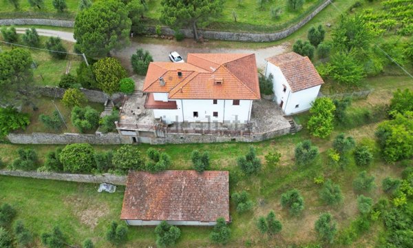 casa indipendente in vendita a Civitella in Val di Chiana in zona Ciggiano