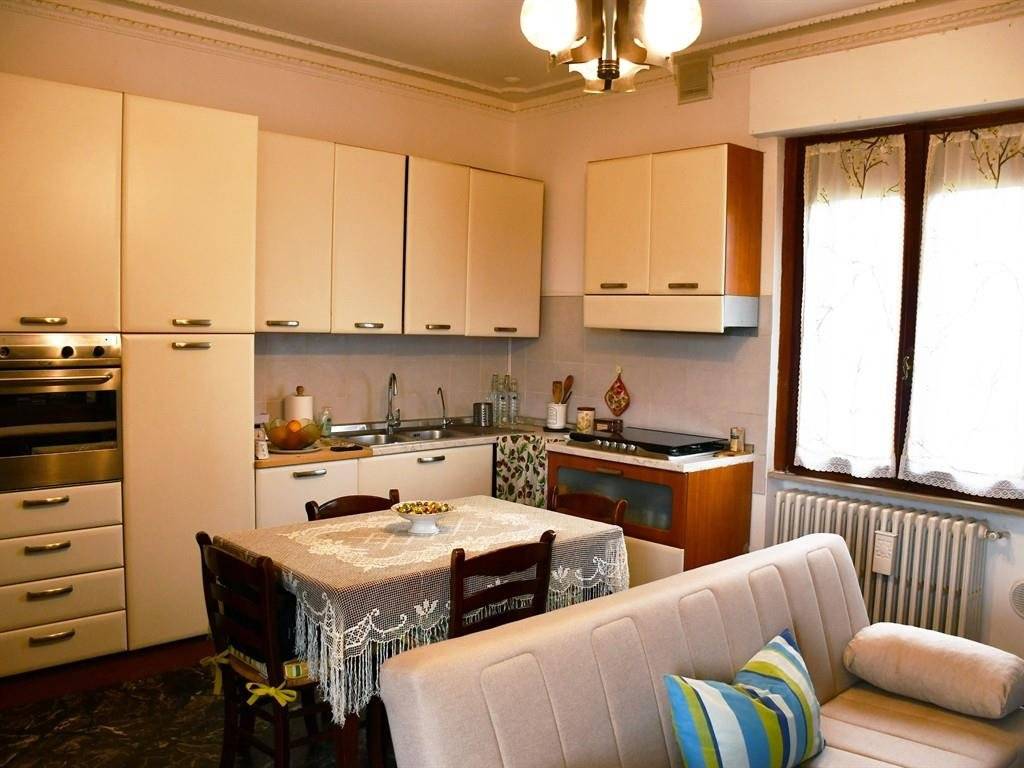 casa indipendente in vendita a Civitella in Val di Chiana in zona Ciggiano