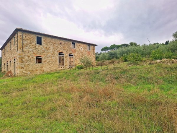 casale in vendita a Civitella in Val di Chiana