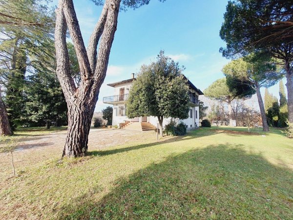 casa indipendente in vendita a Civitella in Val di Chiana