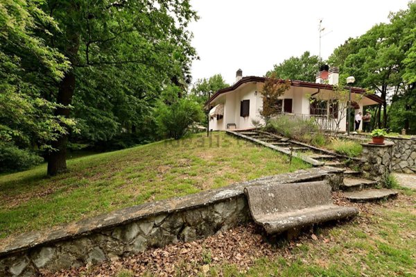 casa indipendente in vendita a Civitella in Val di Chiana in zona Spoiano