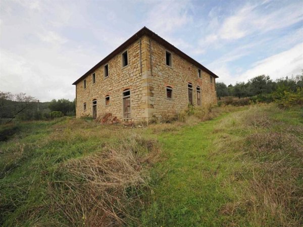 casa indipendente in vendita a Civitella in Val di Chiana in zona Viciomaggio