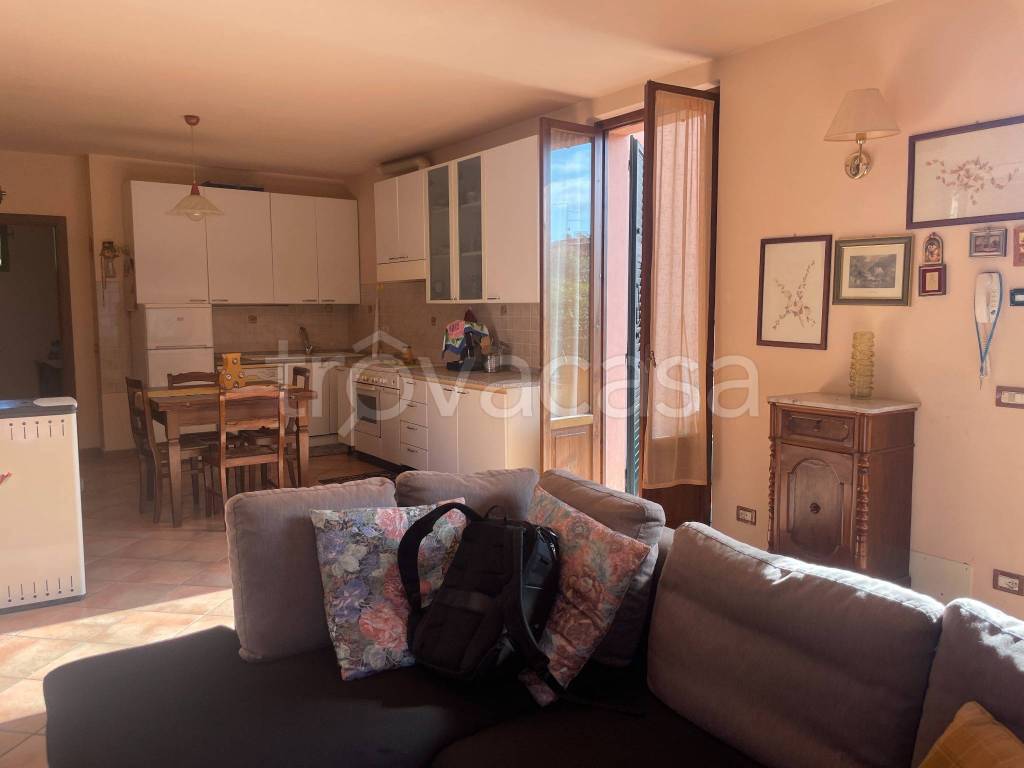 casa indipendente in vendita a Civitella in Val di Chiana in zona Ciggiano
