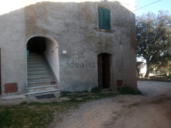 casa indipendente in vendita a Civitella in Val di Chiana in zona Ciggiano