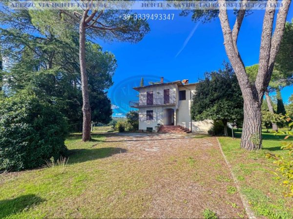 casa indipendente in vendita a Civitella in Val di Chiana