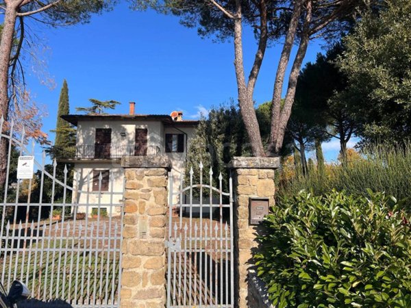 casa indipendente in vendita a Civitella in Val di Chiana