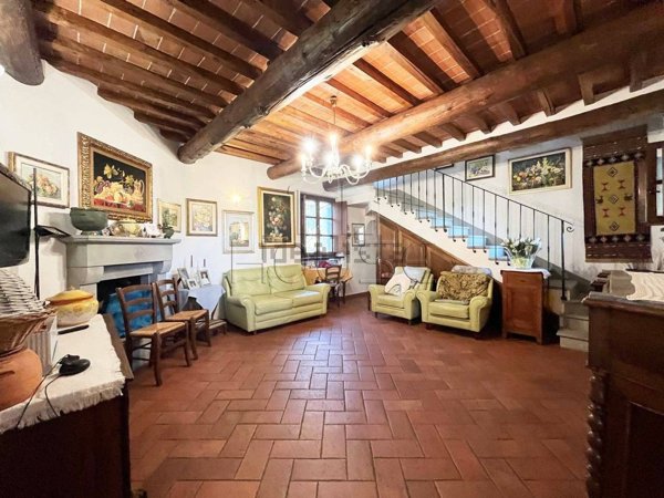 appartamento in vendita a Civitella in Val di Chiana in zona Pieve al Toppo