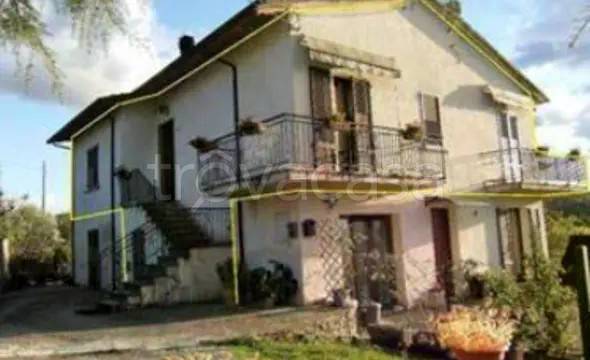 appartamento in vendita a Civitella in Val di Chiana in zona Pieve a Maiano