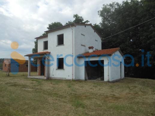 casa indipendente in vendita a Civitella in Val di Chiana in zona Albergo