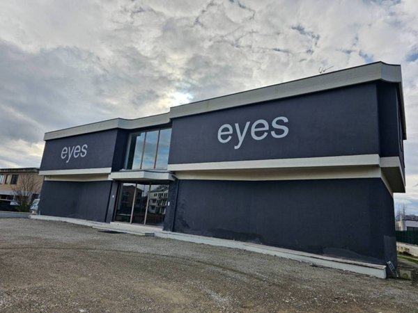 locale di sgombero in vendita a Civitella in Val di Chiana in zona Tegoleto